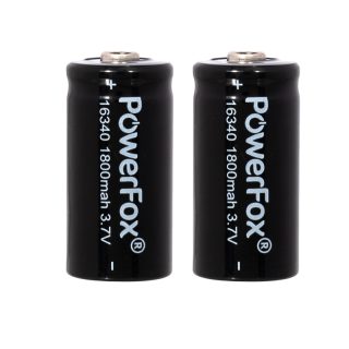 Twee PowerFox 16340 oplaadbare accu's voor compacte laserpennen